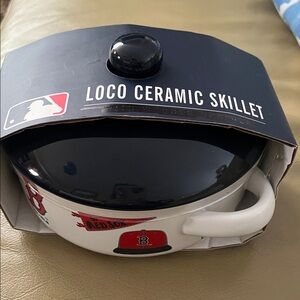 NIB! The Boston Red Sox Loco Ceramic Skillet with lid